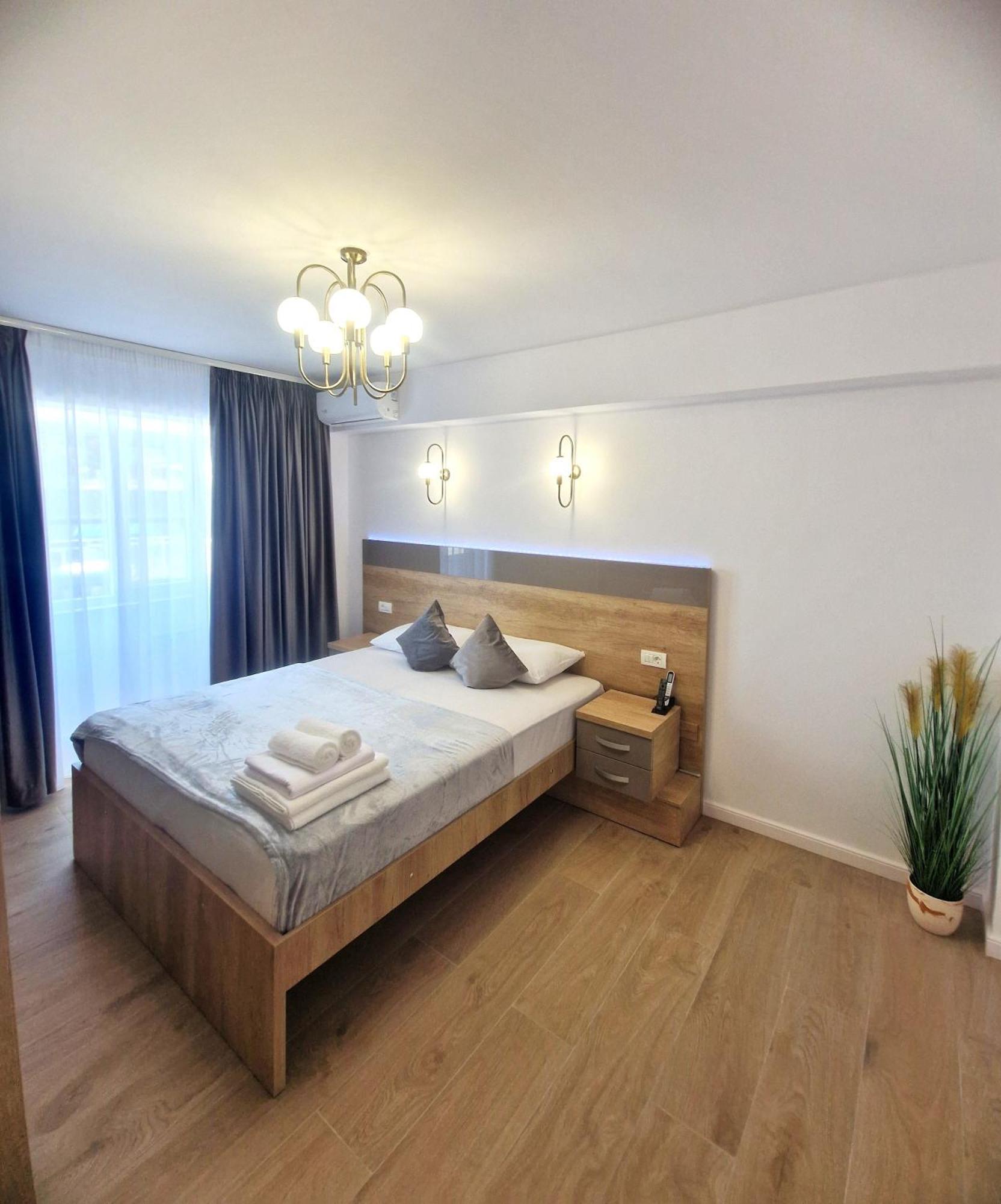 Ultracentral Luxury Apartament Curtea de Argeş エクステリア 写真