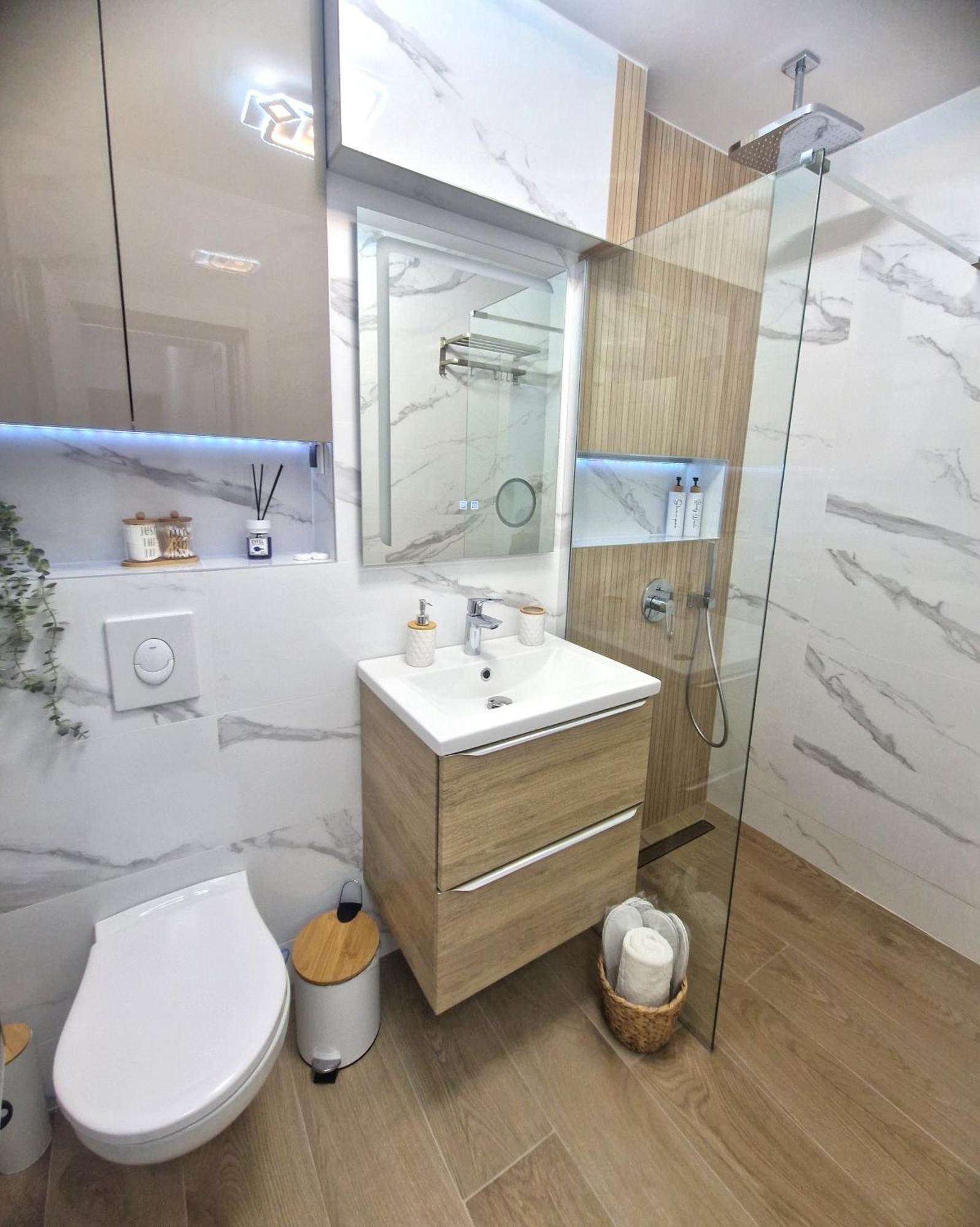 Ultracentral Luxury Apartament Curtea de Argeş エクステリア 写真